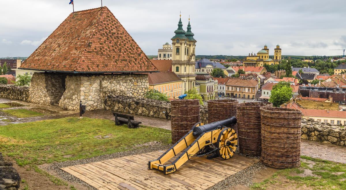 The,City,Walls,With,Lookout,Tower,,Sham,Cannon,And,Views
